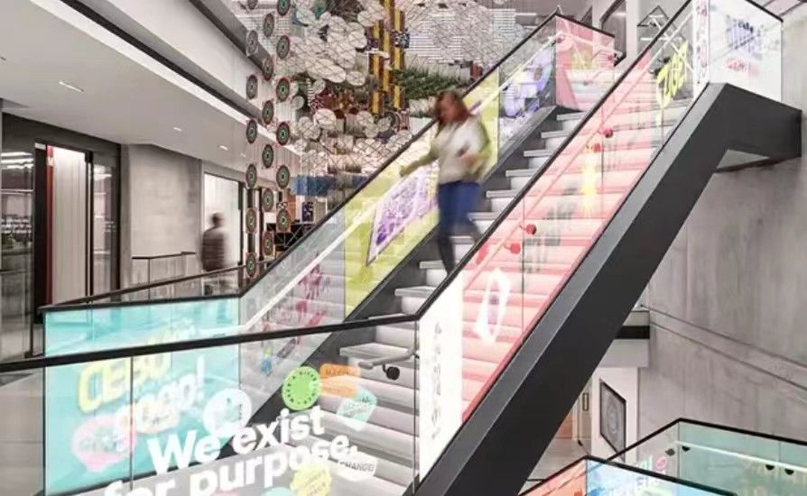 P6 P10 Painel de exibição LED transparente Flexível em cores completas para interiores