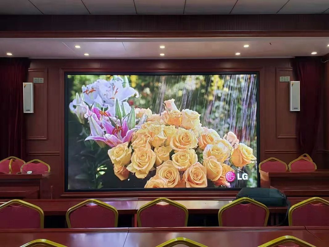 HD Publicidade Indoor LED Display Screen Full Color Brilho de 16 bits